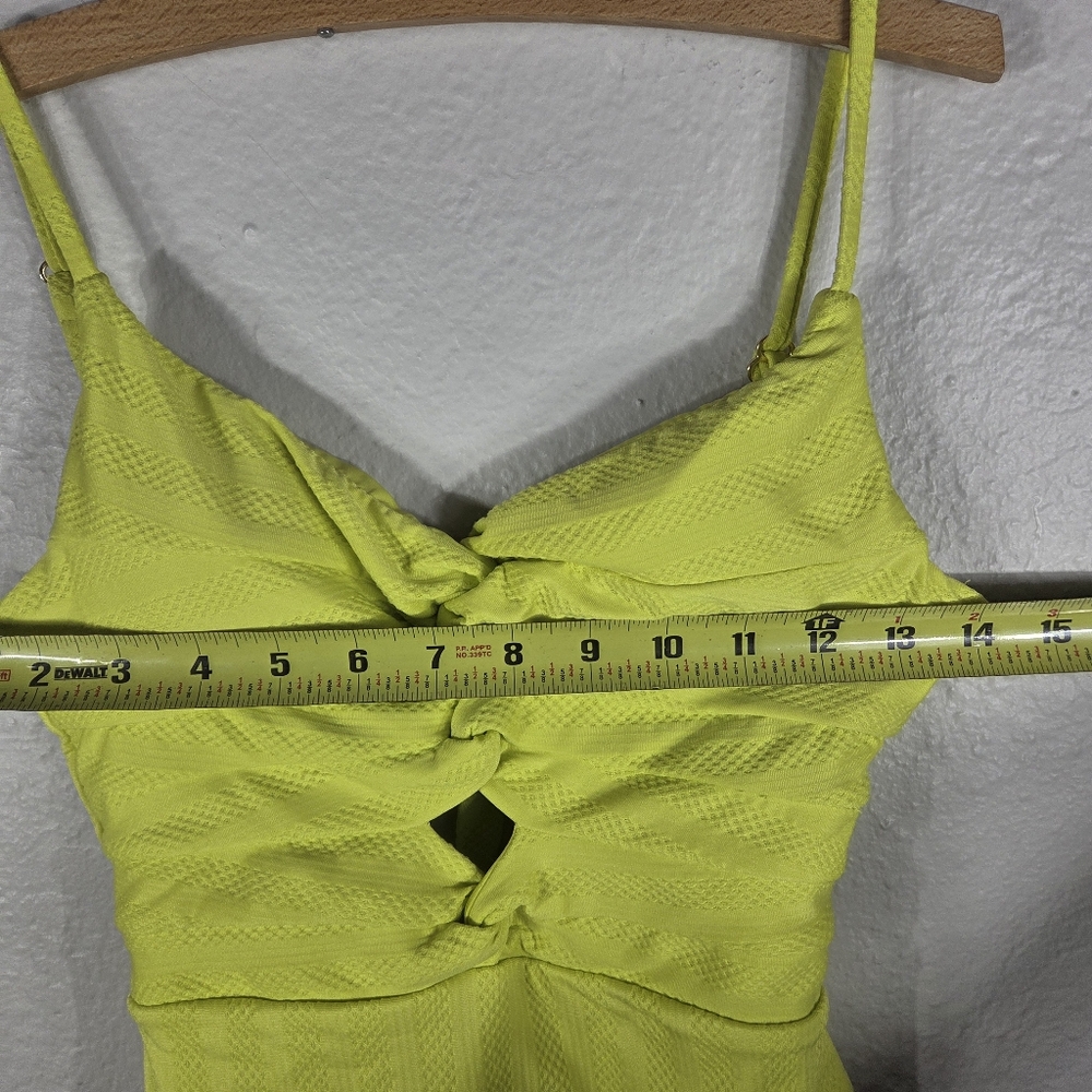 Becca Prima Camille Neon Swimsuit One Piece Size S/P Petite Twist Front V-Neck - Picture 14 of 15